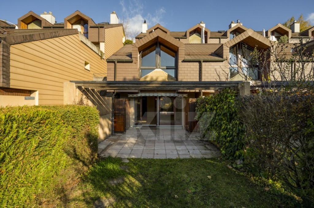VENDU ! Charmant duplex avec jardin - 1