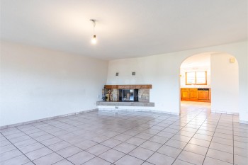 VENDU! Bel appartement spacieux avec terrasse et vue dégagée - 3