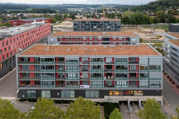 VENDU! Bel appartement traversant avec loggia - 11
