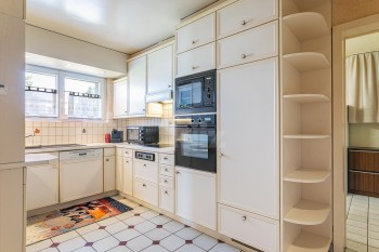 VENDU! Bel appartement avec grande terrasse et vue dégagée - 3