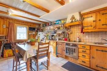 VENDU ! Jolie maison de 2 appartements - 7