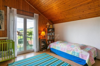 VENDU ! Belle villa individuelle avec piscine et joli jardin - 9