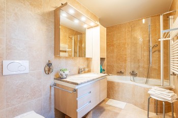 VENDU ! Superbe appartement avec 3 balcons et vue sur le Lac - 9
