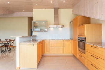 VENDU ! Bel appartement traversant avec terrasse - 3