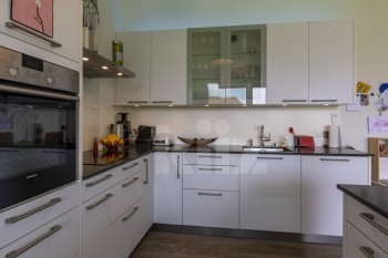 VENDU! Magnifique appartement avec jardin privatif - 4