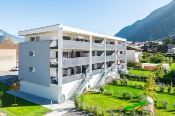 VENDU ! Bel appartement traversant avec grand balcon - 12