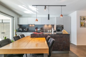 VENDU ! Bel appartement traversant avec grand balcon - 5