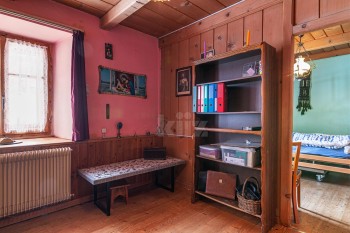 VENDU ! Maison mitoyenne avec grand potentiel - 8