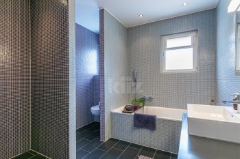 VENDU ! Magnifique villa individuelle entièrement rénovée - 6