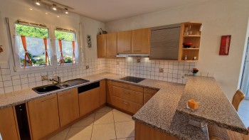 VENDU! Magnifique villa avec jardin, piscine et vue dégagée - 4