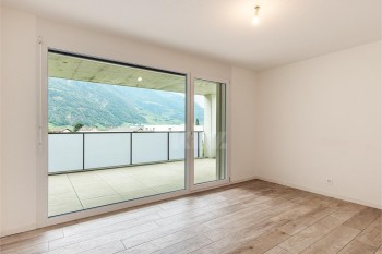 VENDU ! Bel appartement traversant avec grand balcon - 6