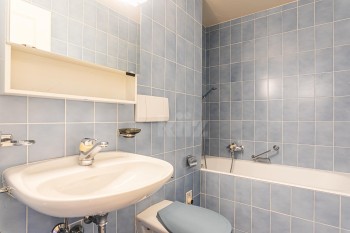 VENDU ! Bel appartement avec vue imprenable sur le Lac - 10