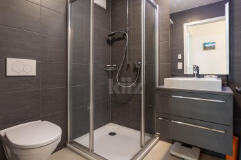 VENDU ! Très bel appartement moderne avec balcon - 7