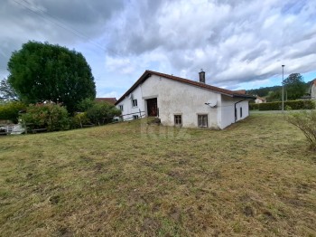 VENDU ! Maison mitoyenne avec grand potentiel - 3