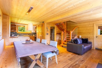 VENDU ! Magnifique chalet avec vue imprenable sur les Alpes - 2