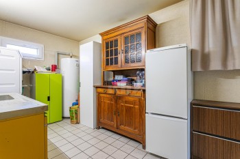 VENDU! Bel appartement avec grande terrasse et vue dégagée - 10