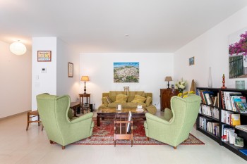 VENDU ! Très bel appartement moderne avec balcon - 4