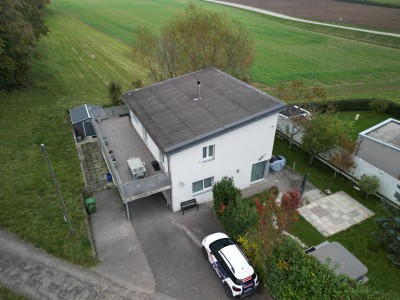 Belle maison familiale avec jacuzzi et joli jardin