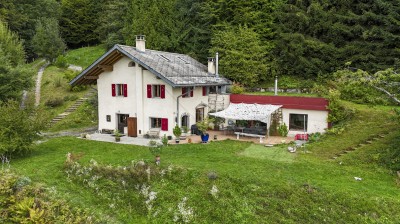 Belle maison individuelle avec vue lac