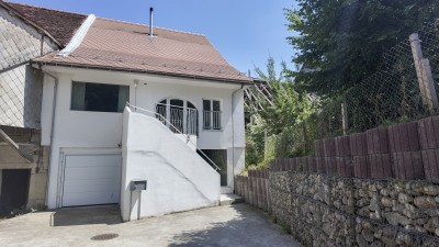 Charmante maison avec jardin et potentiel d'aménagement