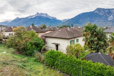 Charmante maison avec jardin arboré