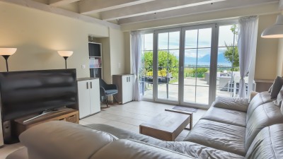 Charmante maison mitoyenne avec grand jardin et vue dégagée