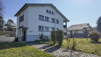 Immeuble de deux appartements et potentiel d'agrandissement