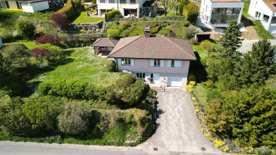 Charmante maison individuelle avec jardin et vue dégagée