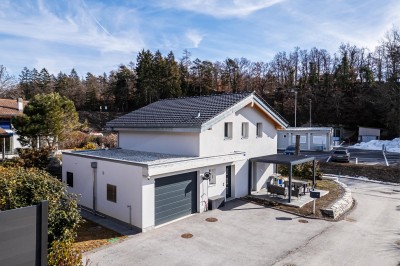 Belle villa moderne avec jardin