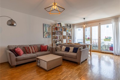 Bel appartement rénové avec balcon au centre de Genève