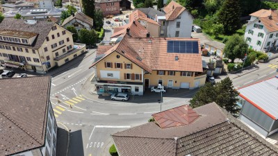 Immeuble de rendement idéalement située au centre du village