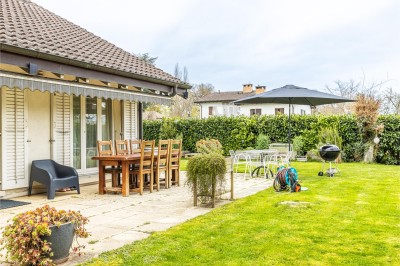 Spacieuse maison d'architecte avec magnifique jardin