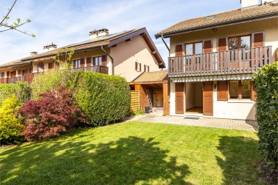 Charmante maison mitoyenne en pignon avec studio indépendant
