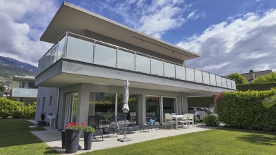Bel appartement récent avec grand jardin