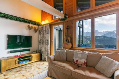 VENDU ! Joli chalet mitoyen avec vue panoramique