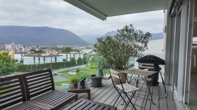 Bel appartement avec balcon et vue dégagée
