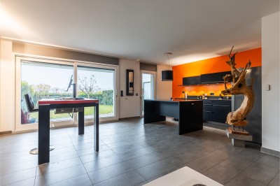 Splendide appartement avec terrasse, jardin et vue dégagée