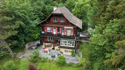 Charmante maison de deux appartements avec jardin