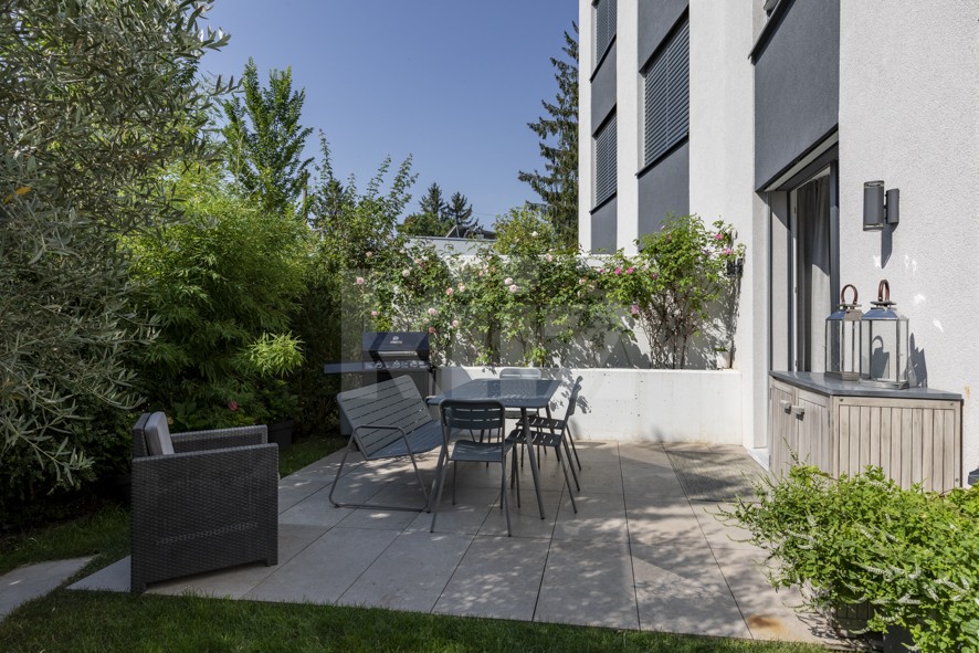 VENDU! Appartement haut de gamme avec jardin privatif - 12