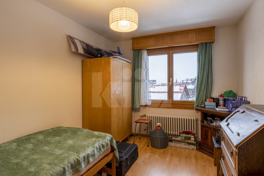 VENDU ! Joli petit immeuble de deux appartements de 4 pièces - 8