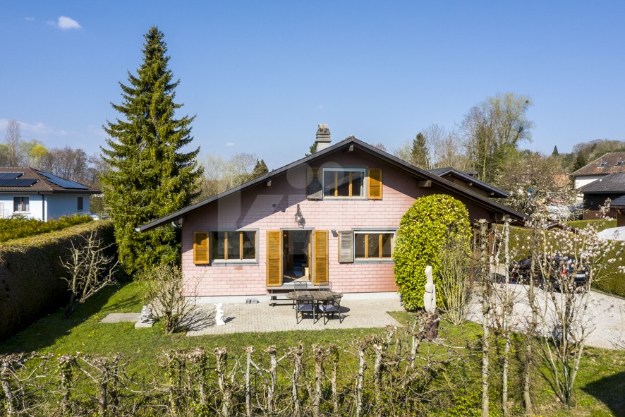 Vendu ! Très joli chalet lumineux avec agréable jardin - 12