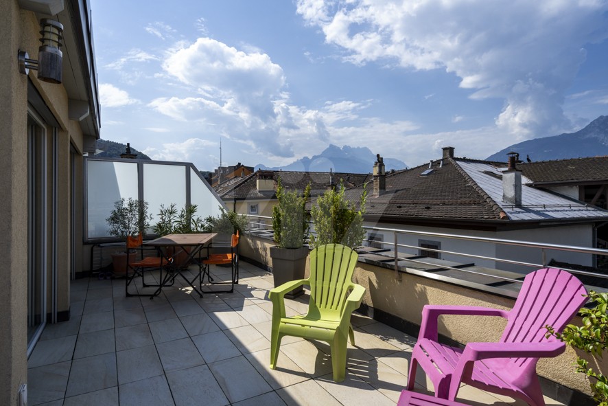 VENDU ! Magnifique triplex avec deux terrasses de 50 m2 - 3