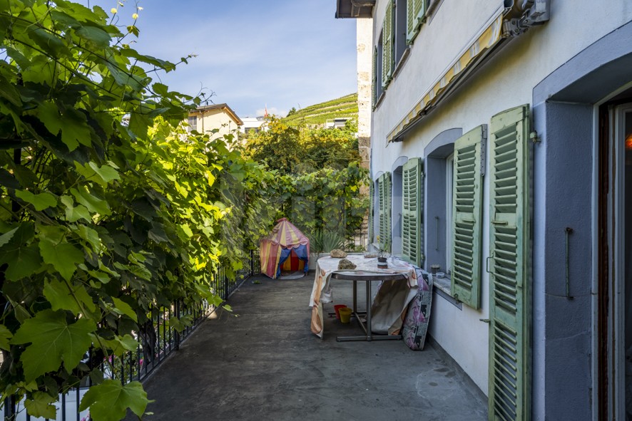 VENDU ! Maison villageoise avec vue sur les montagnes - 12