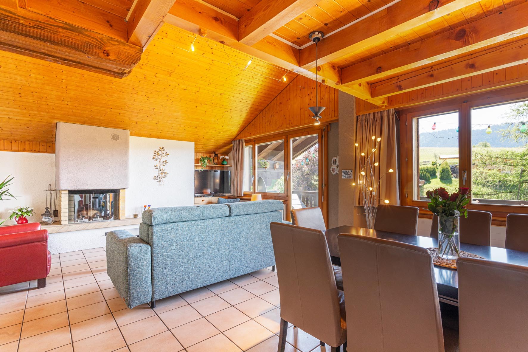 Duplex traversant avec balcon et vue panoramique - 4