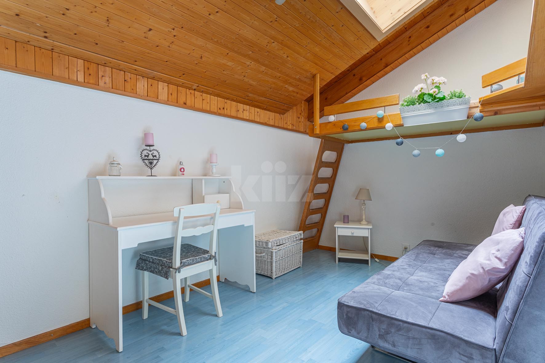 Duplex traversant avec balcon et vue panoramique - 7