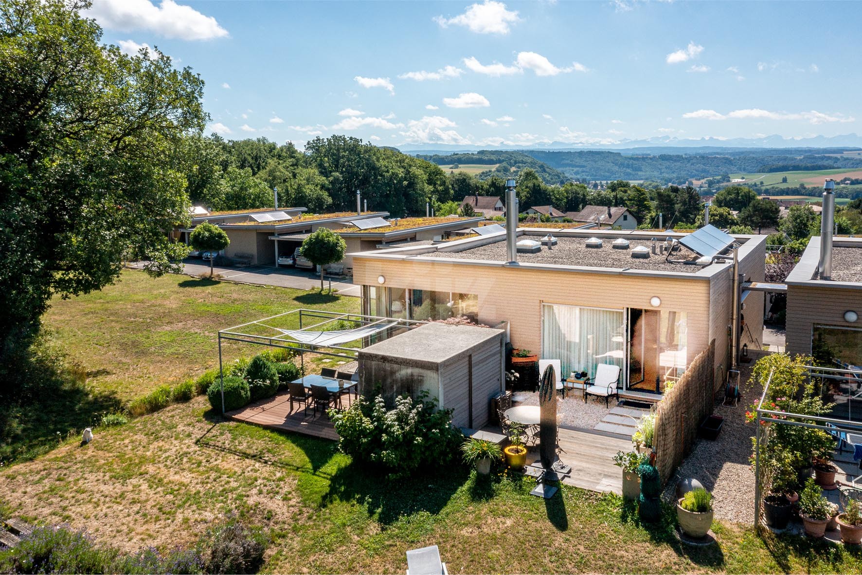 Belle maison mitoyenne avec jardin - 1