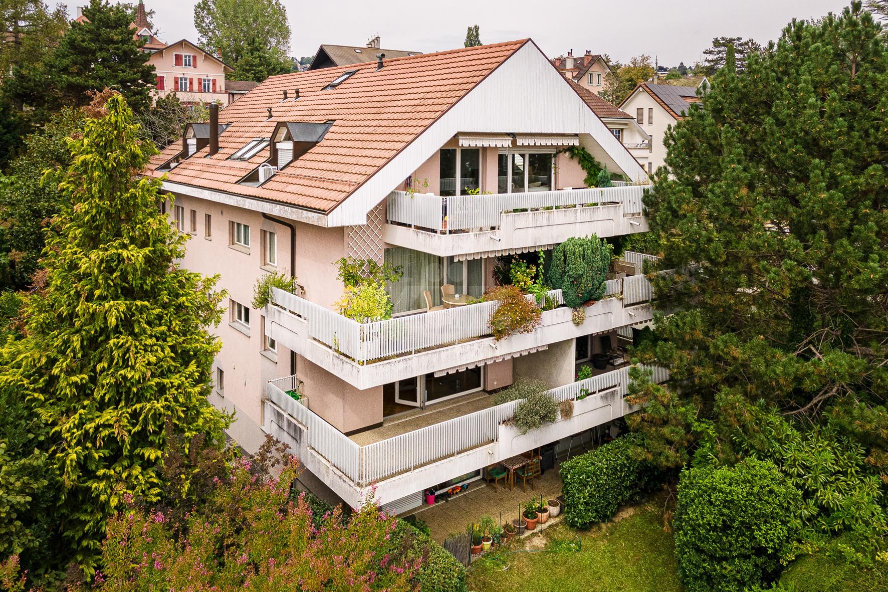 Bel appartement traversant avec vue sur le Lac - 12