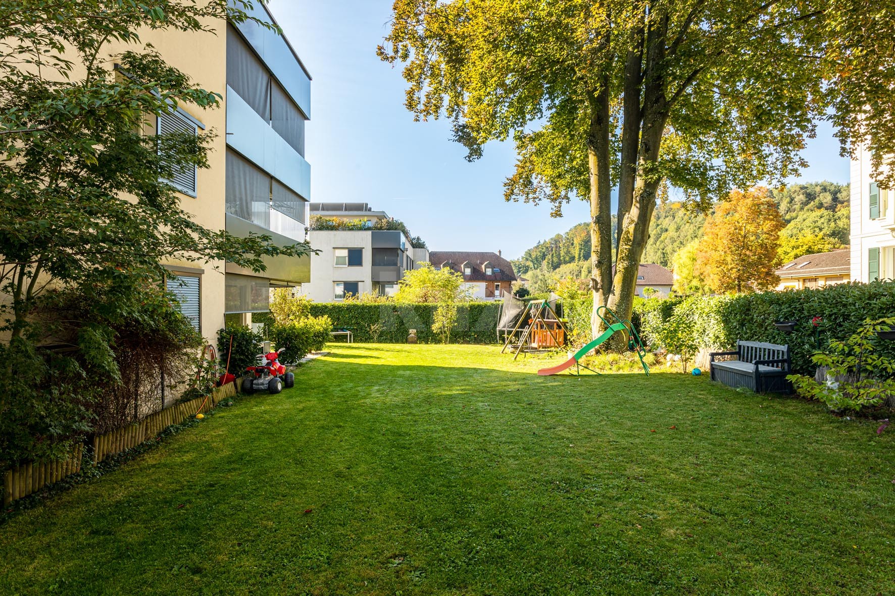 Bel appartement récent avec terrasses et grand jardin - 10