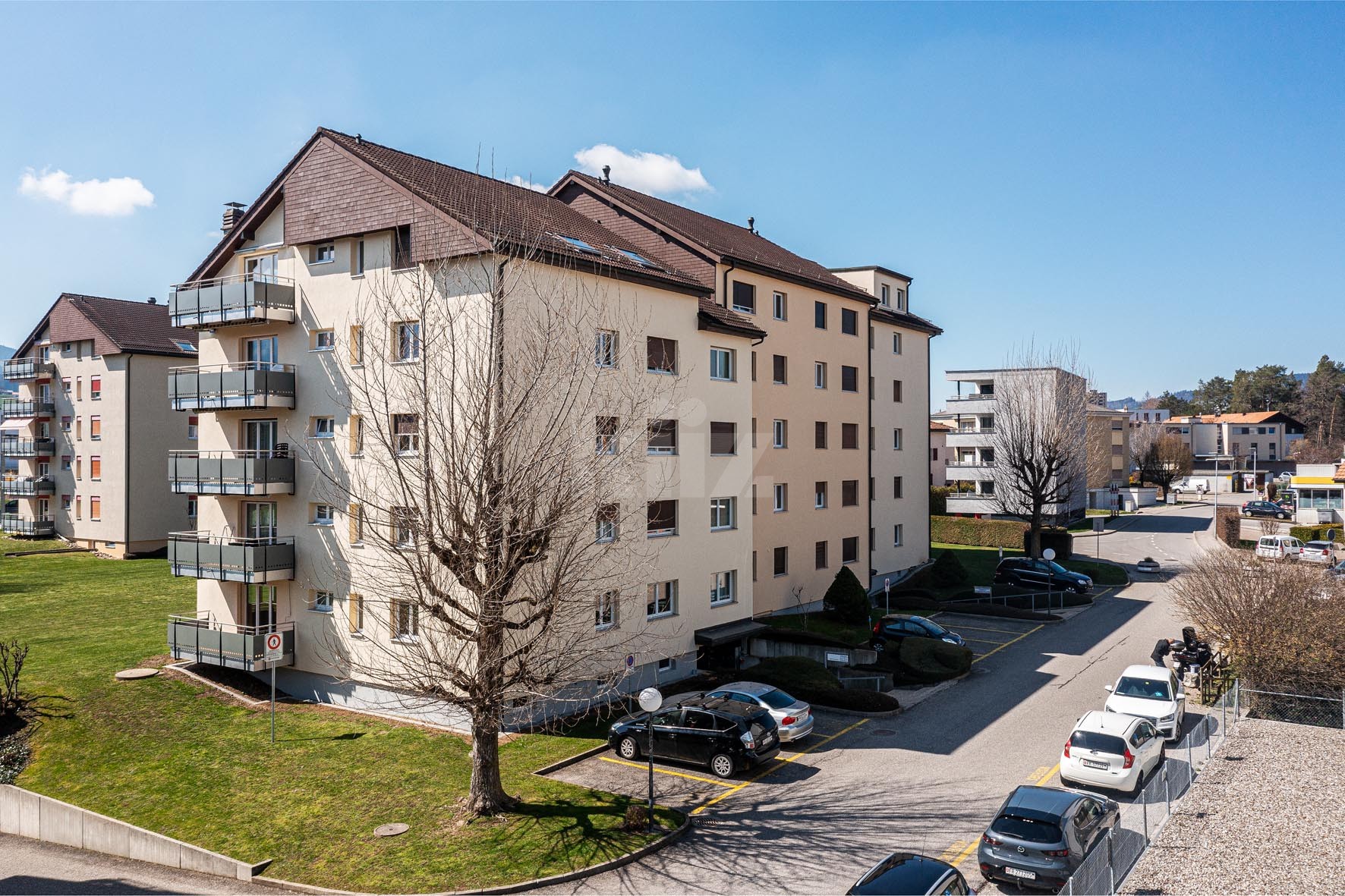 Bel appartement traversant avec balcons - 11