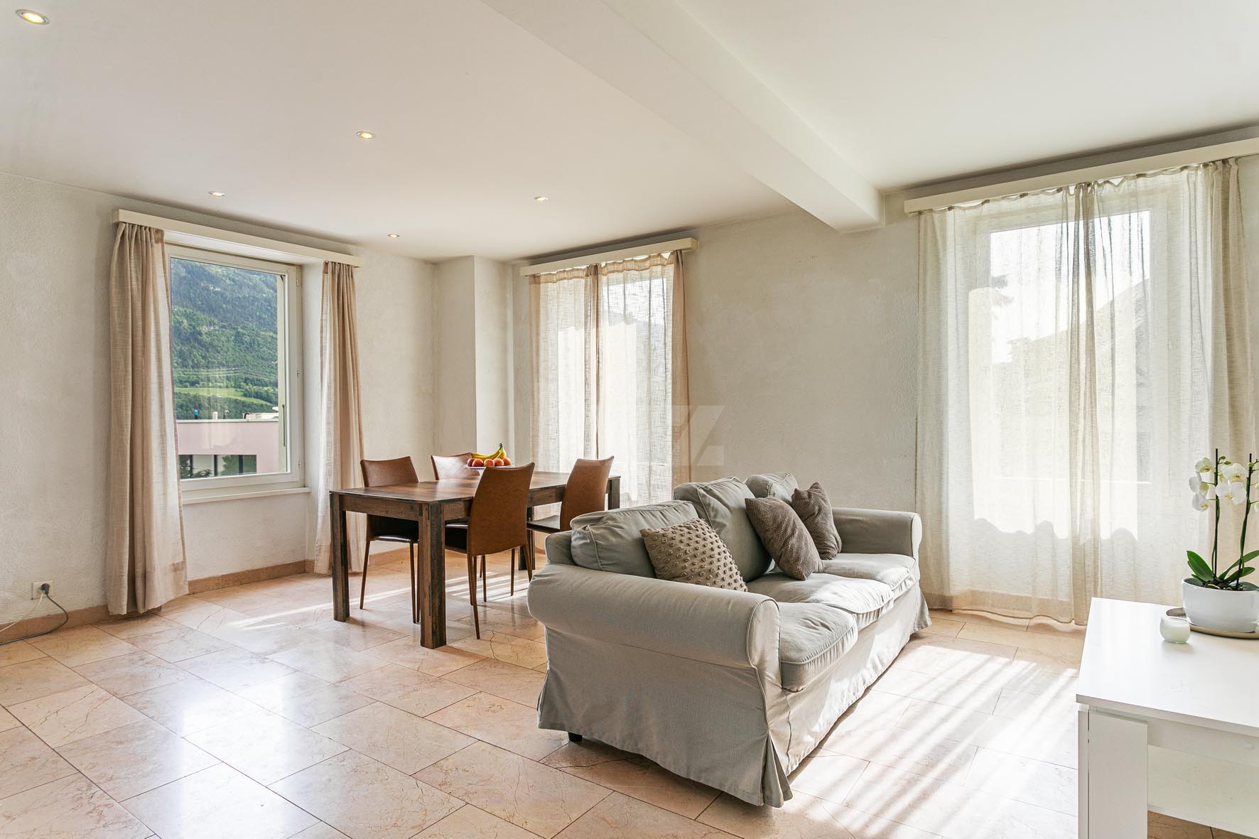 Très bel appartement traversant au coeur de la ville - 1